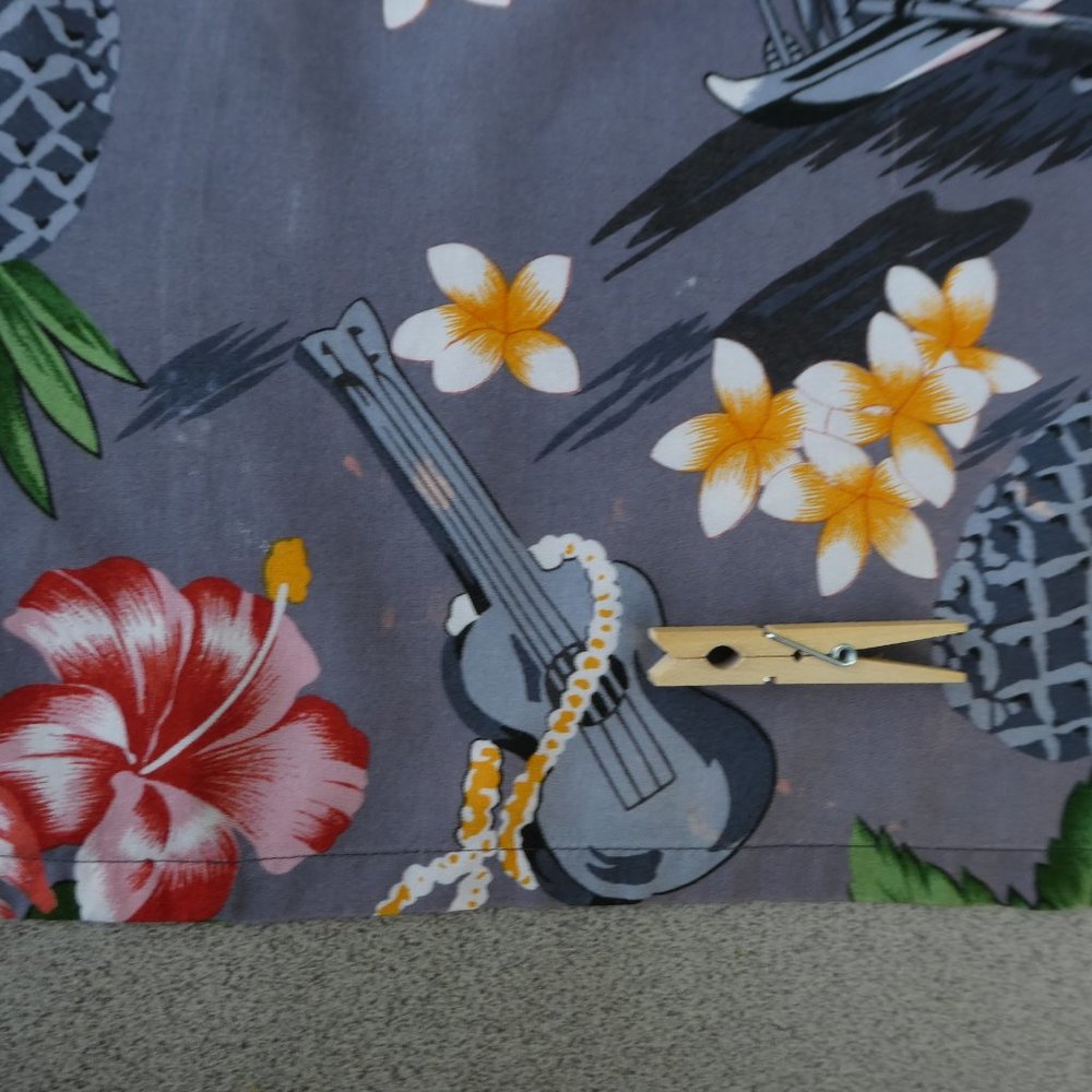 Vintage 70s Aloha Shirt Kennington Tiki Canoe Rigger Flowers Pineapples Guitar - Picture 10 of 10